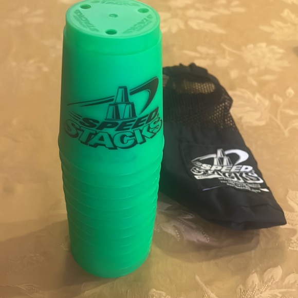 Speed Stacks Cups set - Picture 3 of 9